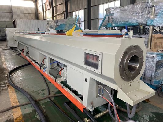 給水および機械を作る排水の管ポリ塩化ビニールの管の放出ライン
