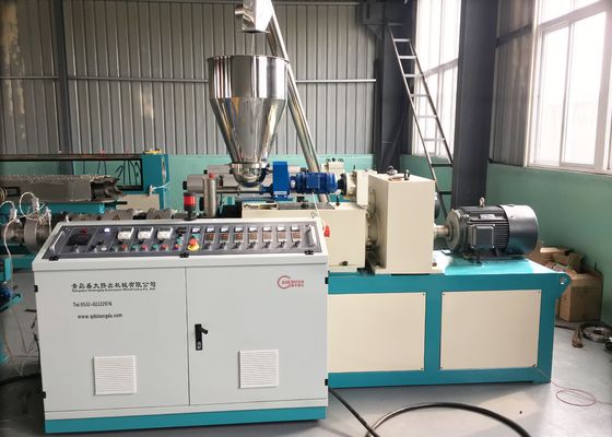 Dia 50mmポリ塩化ビニールPPは管の放出ライン20m/Minを水冷波形を付けた