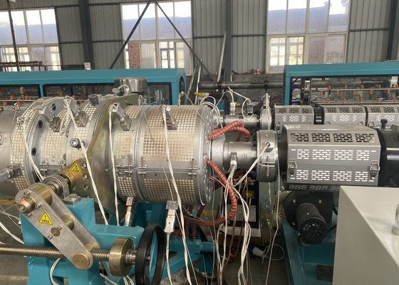 3層20mmのポリプロピレンの管の放出装置120kg/H