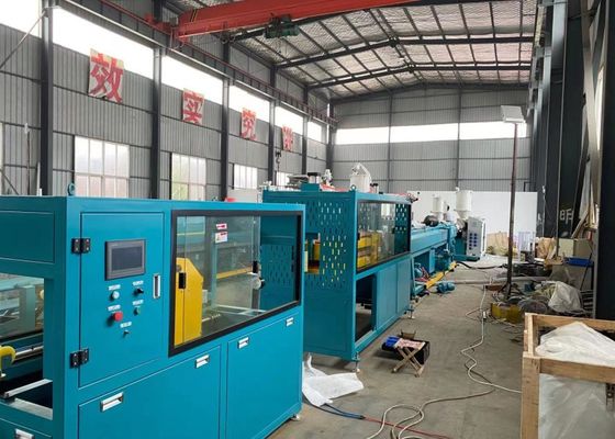 320kg/H単一ねじHDPEの管の放出ライン給水の管の押出機機械