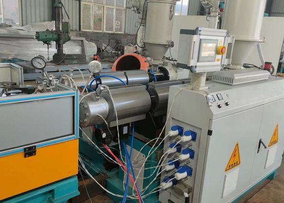 適用範囲が広いプラスチック新鮮な空気の倍の壁は管の放出ラインを波形を付けた
