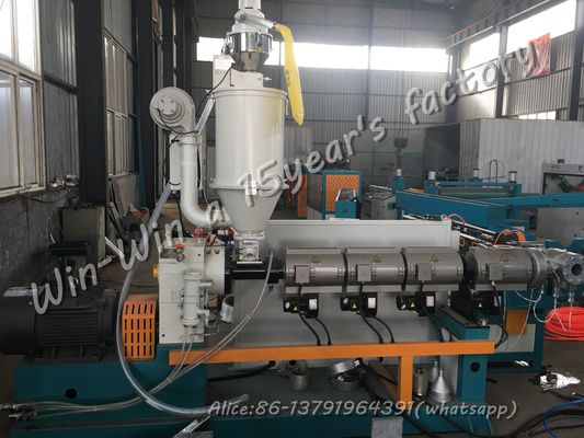 プラスチック HDPE PE PP PVC は壁の波形の柔らかい管の放出機械を選抜します