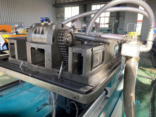 PEポリ塩化ビニールの単一の壁の波形の管機械プラスチック望遠鏡の管の生産ライン