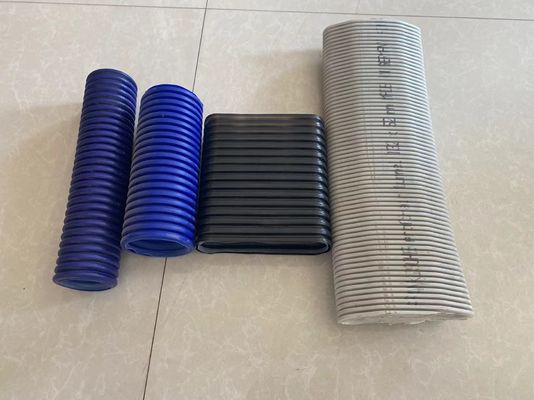 適用範囲が広いプラスチックHDPEの新鮮な空気の倍の壁は管の放出ラインを波形を付けた