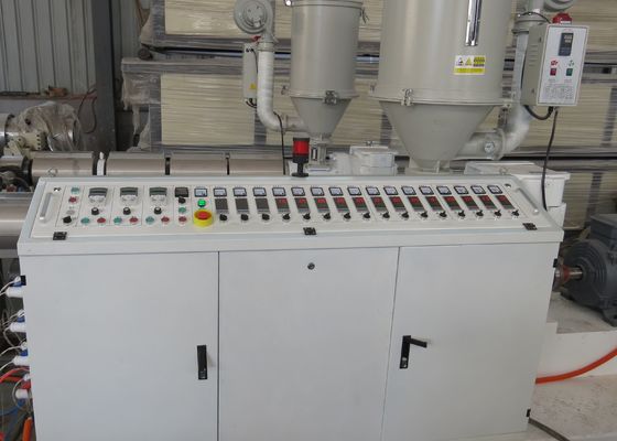 30kgh 17mmの二重壁の波形の管機械プラスチック管の生産ライン