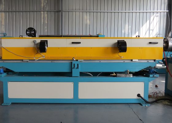 HDPE PPは壁の波形の管の放出ライン倍の壁の波形の管機械を倍増する