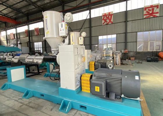 HDPE PPの機械を作る315mm波形を付けられた管の放出ライン
