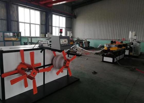 ポリ塩化ビニールPPのPEの単一の壁の機械を作る波形の管の放出ライン20kg/H