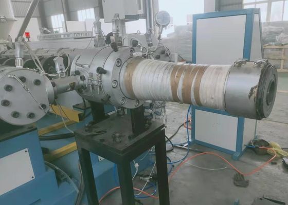 プラスチックPPRのHDPEのABBのコンバーターが付いている波形の管の放出ライン37kw