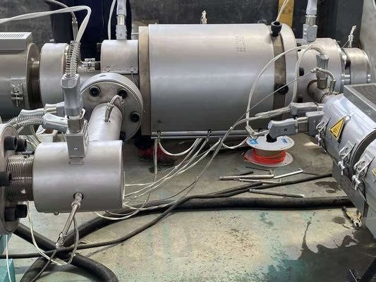 200-500mmの単一の壁の波形の管の放出ライン/作成機械