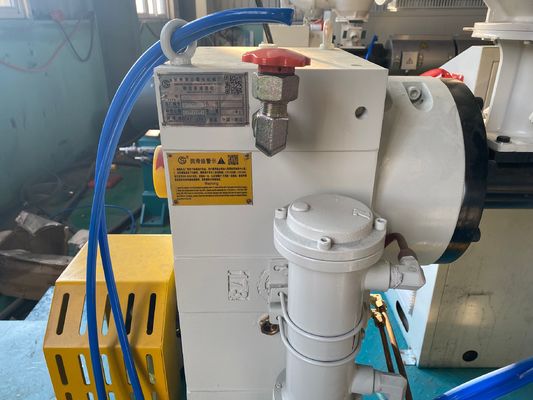 32-110 MmのPEのHDPEの単一の壁は機械放出ラインを作る管を波形を付けた